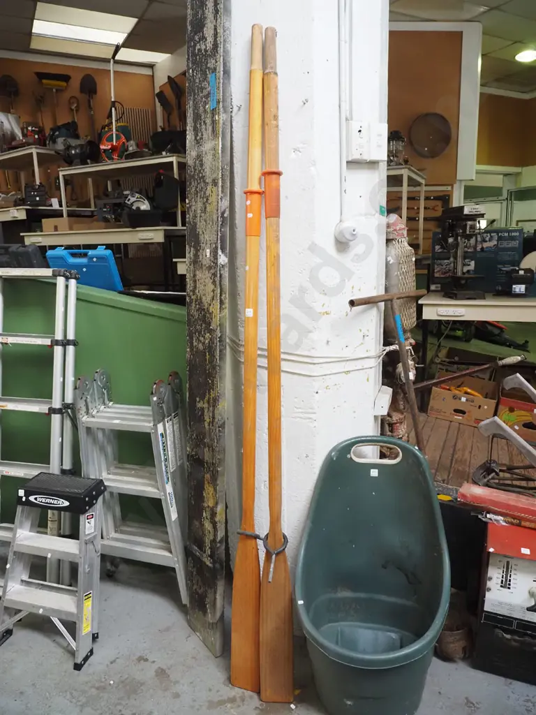 2x wooden oars and rollicks Image 1++
