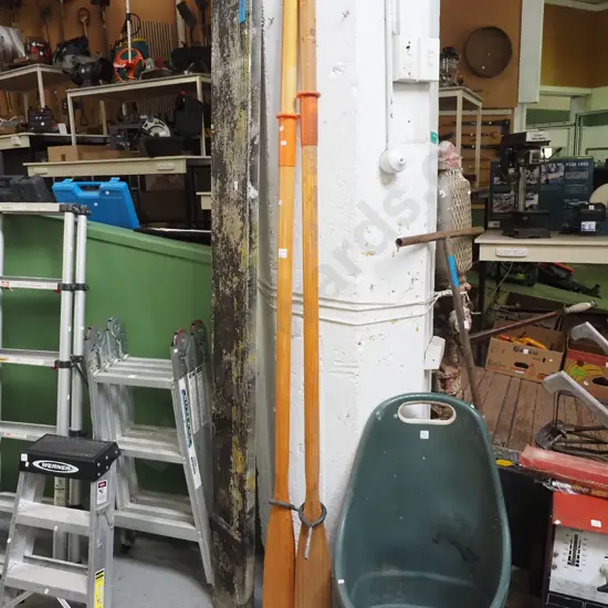 2x wooden oars and rollicks