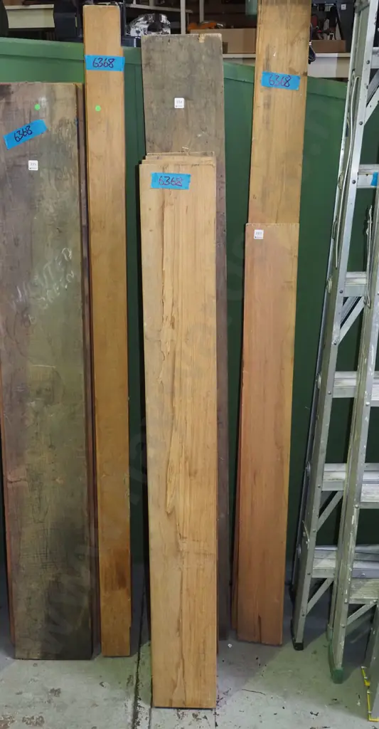 5x lengths of rimu Tallest L1830 Image 1++