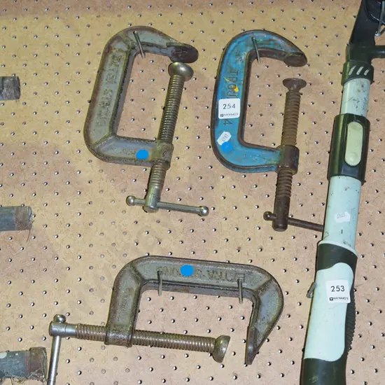 3x G clamps - blue dots