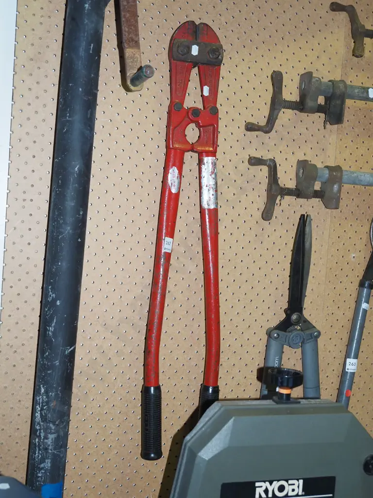 750mm bolt cutters Image 1++