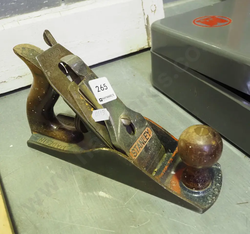 Record No. 4 hand plane Image 1++
