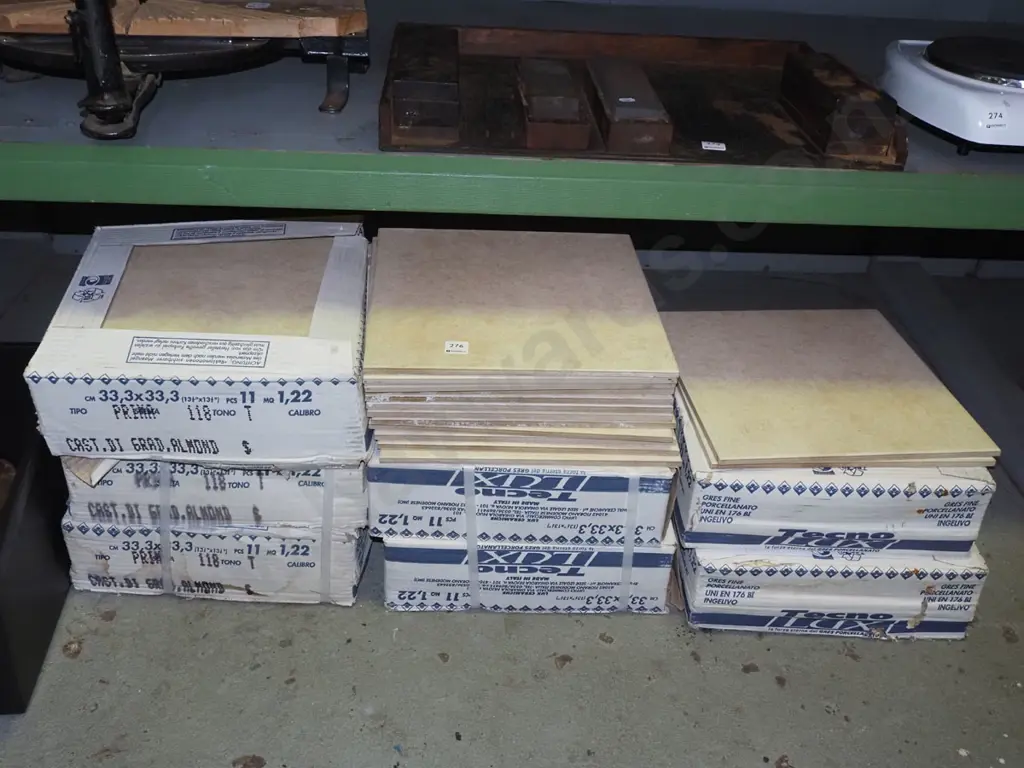 92x cream tiles - 330x330 Image 1++