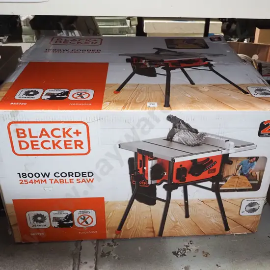 boxed as new Black & Decker 1880W 254mm table saw