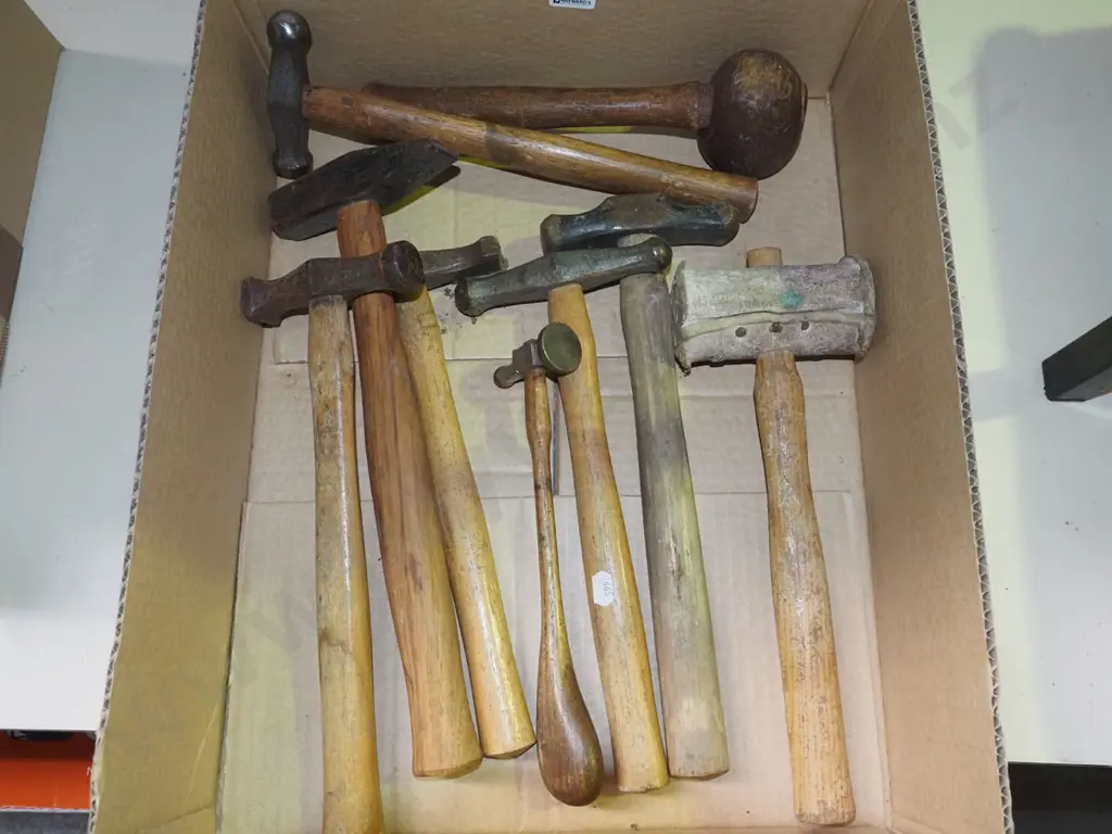 box of jeweller's hammers Image 1++