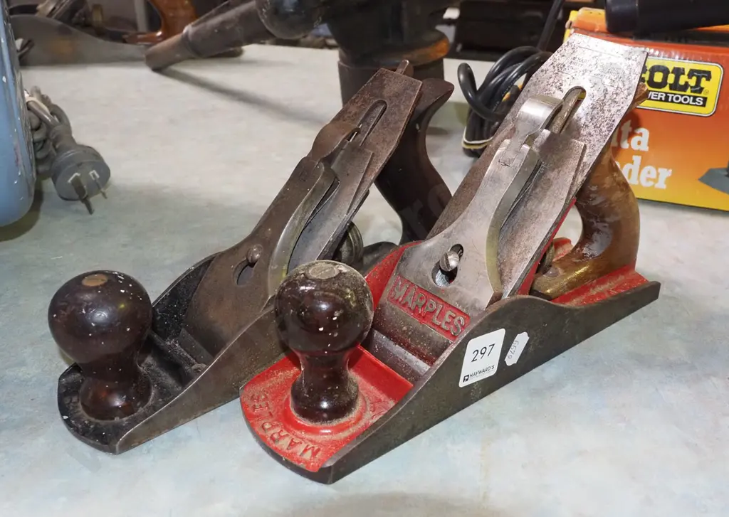 2x hand planes Image 1++