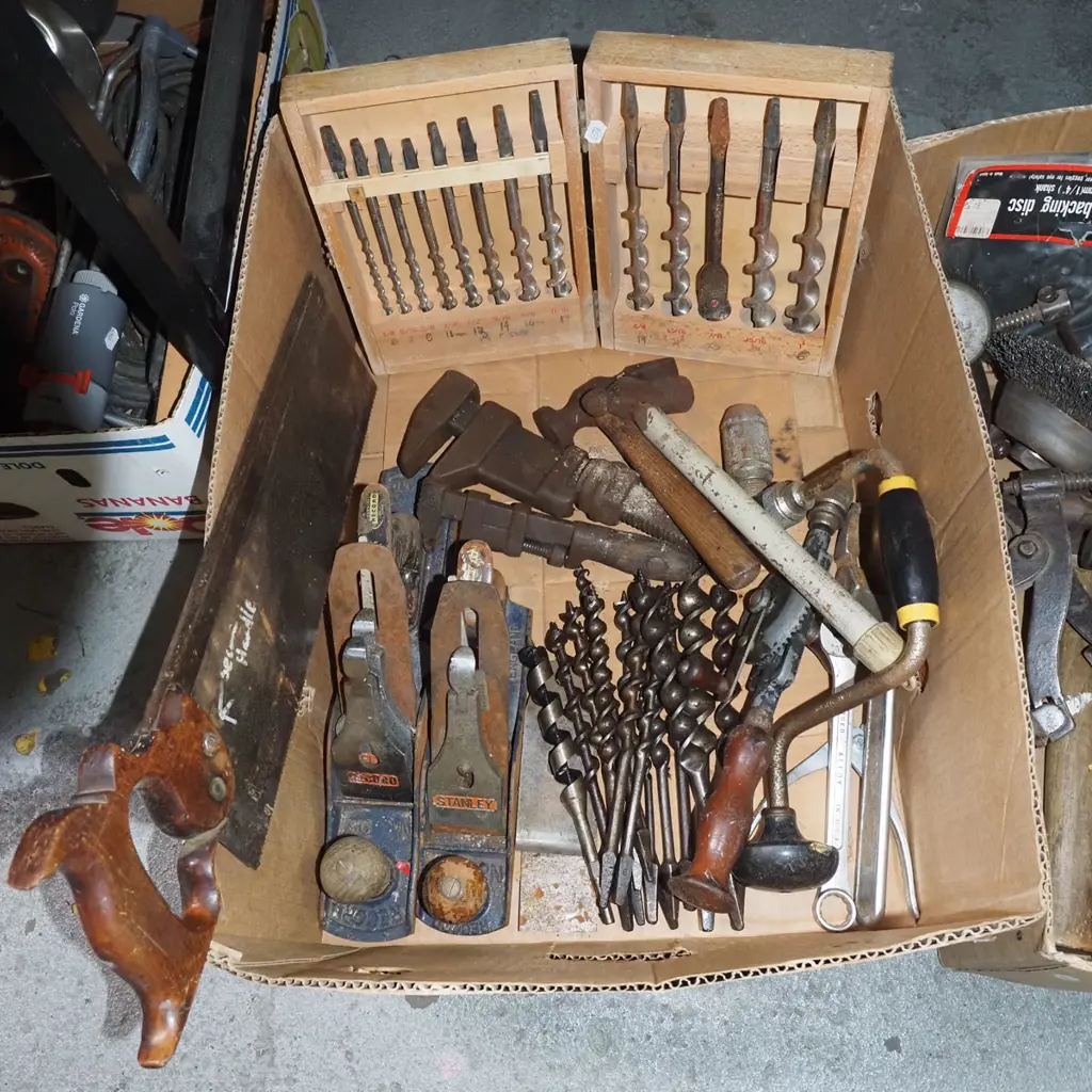 box; brace and bits, hand planes, saw etc Image 1++