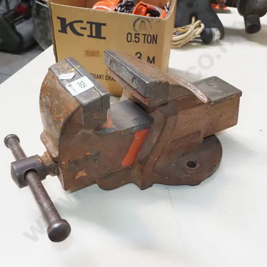 100mm engineer's vice