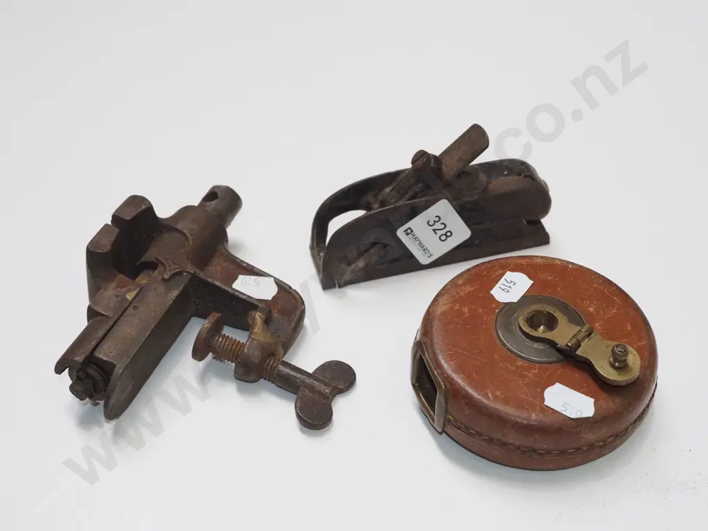 vintage plane, hobby vice, tape measure Image 1++