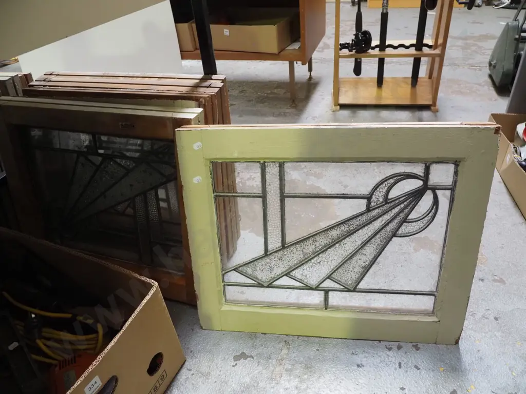 6x leadlight bay windows H460 W555 Image 1++