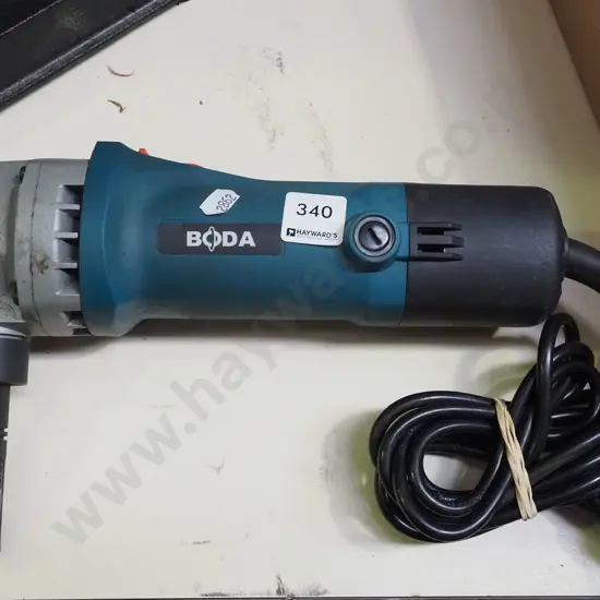 Boda nibbler with cord