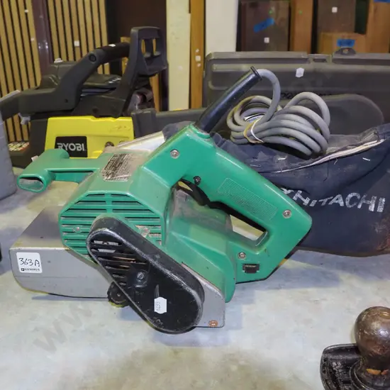 Hitachi 5B-75 belt sander