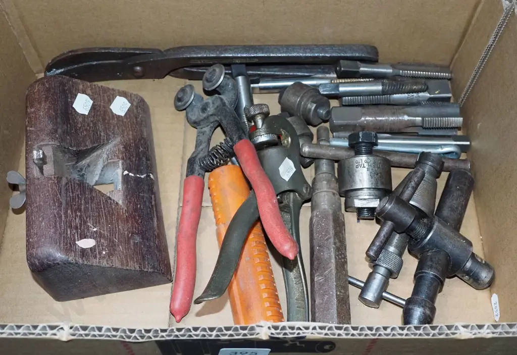 box; pipe taps, vintage plunge plane, wheel glass mosaic nippers Image 1++