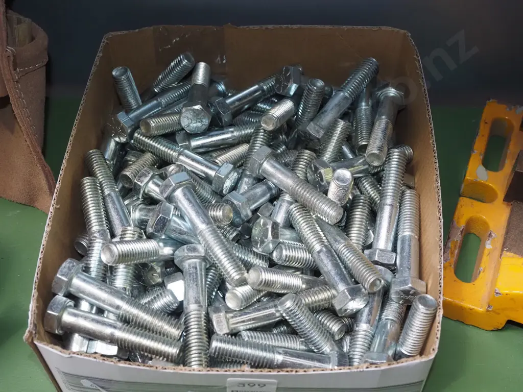 box of bolts Image 1++
