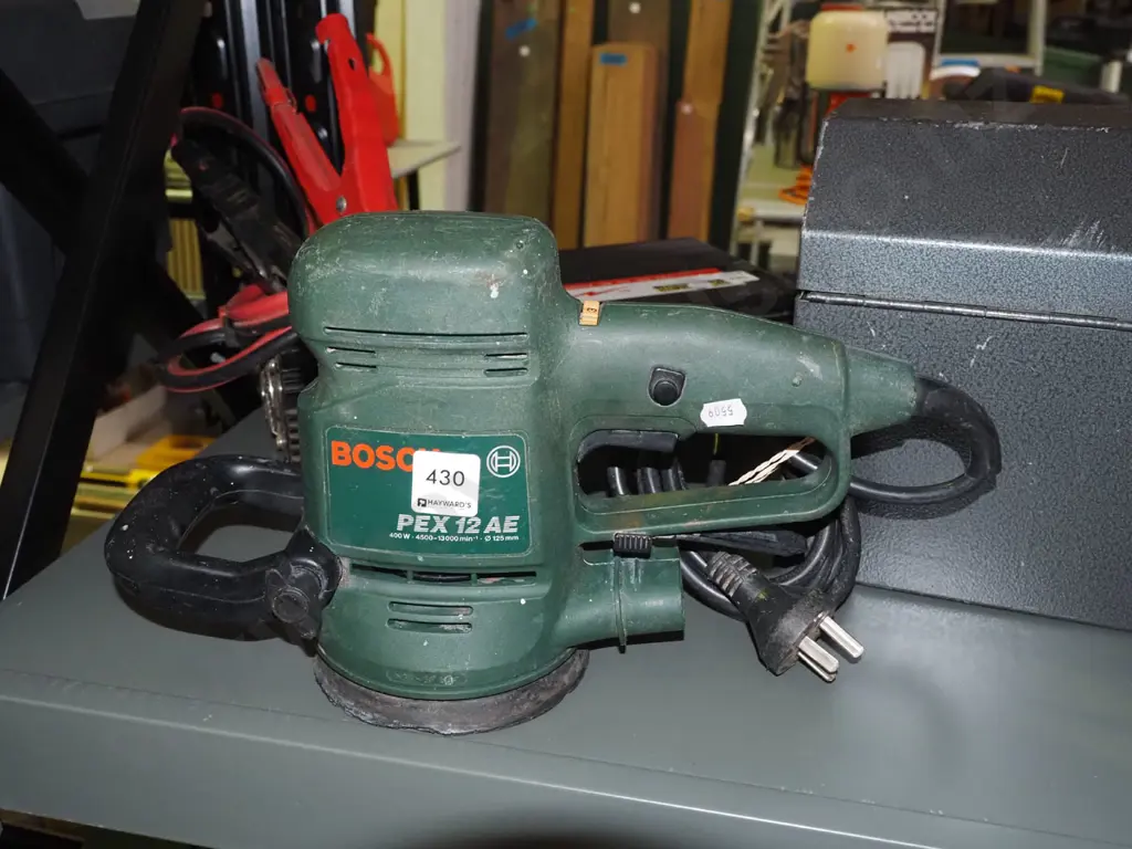 Bosch orbital sander Image 1++