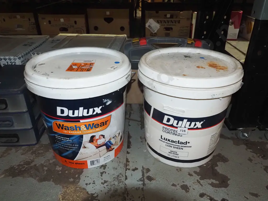 2x partially used 10L pails of white paint Image 1++
