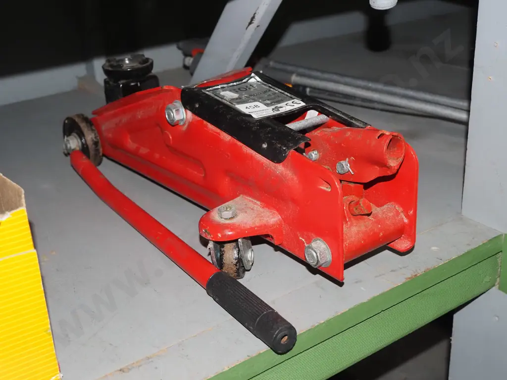 trolley jack Image 1++