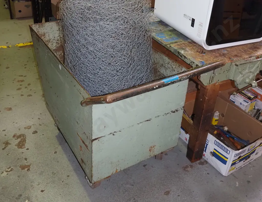 large metal industrial wheeled cart H900 W1260 D610 Image 1++