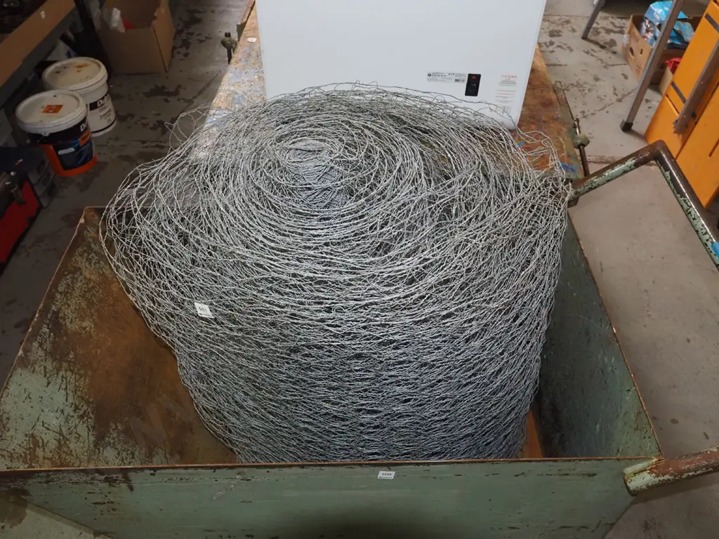 roll of wire netting Image 1++