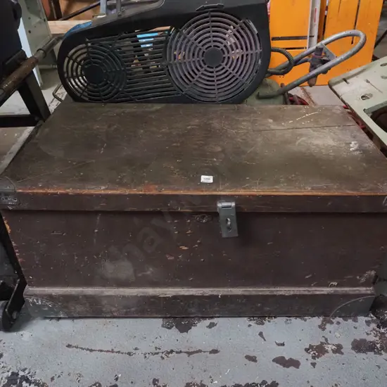 wooden woodworker's chest H410 W880 D500