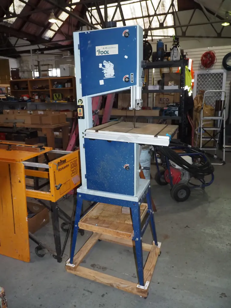 Tool Line 305mm band saw Image 1++