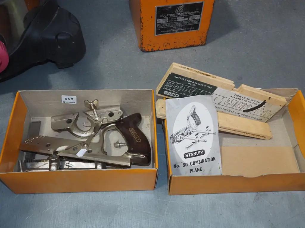 box; Stanley No. 50 combination plane Image 1++