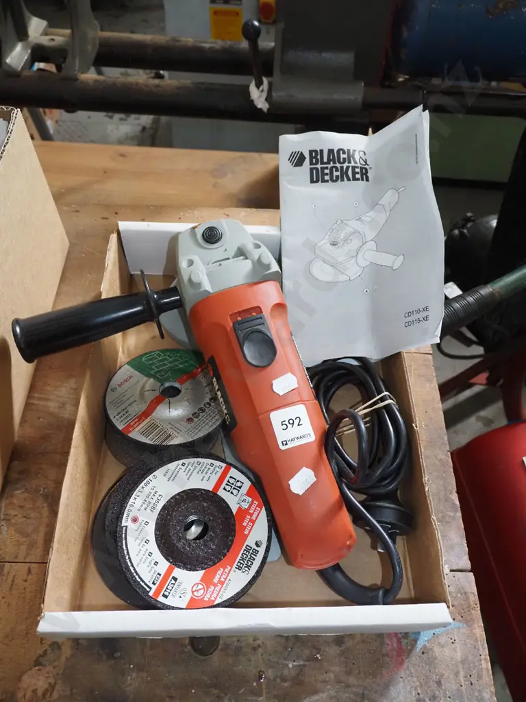 Black & Decker angle grinder and accessories Image 1++