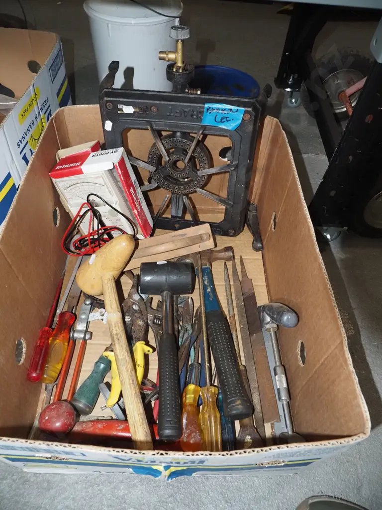 box; hammers, wire brush, gas hob - missing 1 leg etc Image 1++