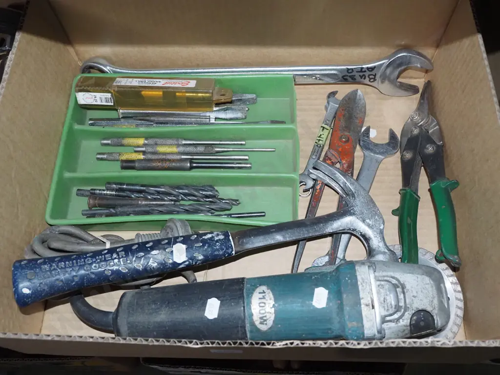 box; hammer, angle grinder, tin snips etc Image 1++