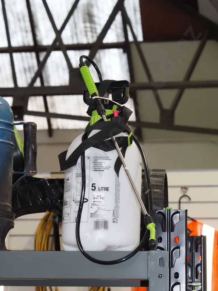 5L garden sprayer   Image 1++