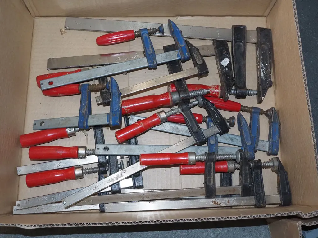 box; F clamps Image 1++