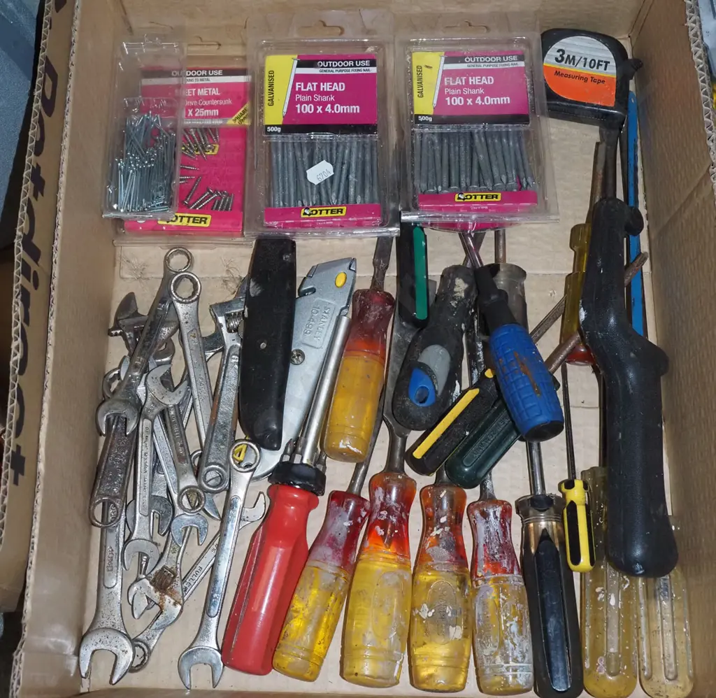box; open end ring spanners, chisels, nails etc Image 1++