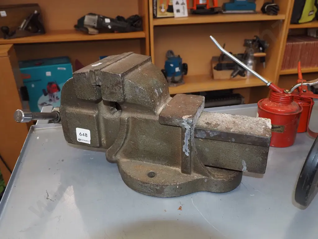 110mm engineer's vice Image 1++