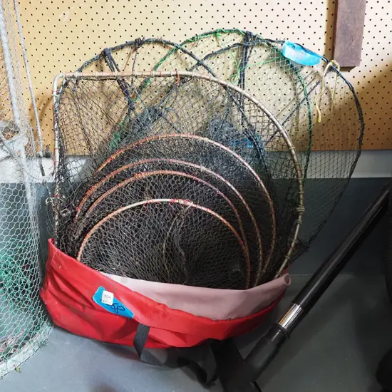 2x cray pots, eel net