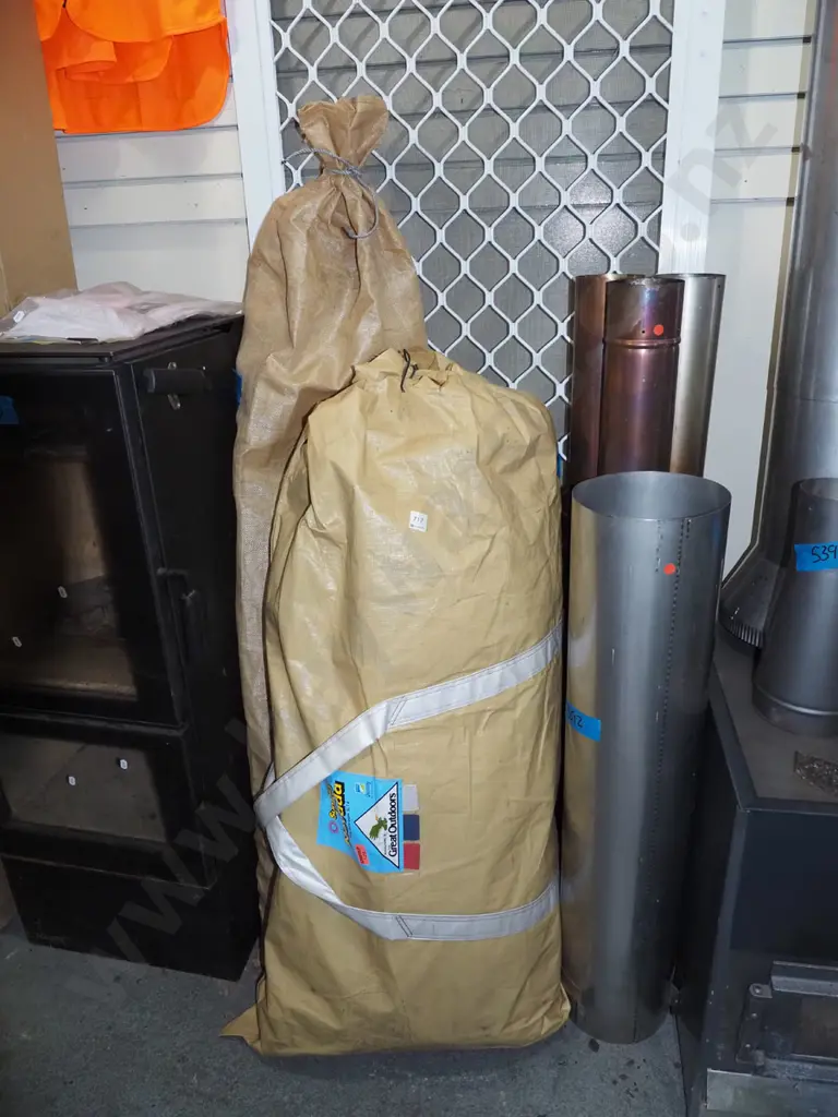 Great Outdoors Nevada tent As Is No Returns Image 1++