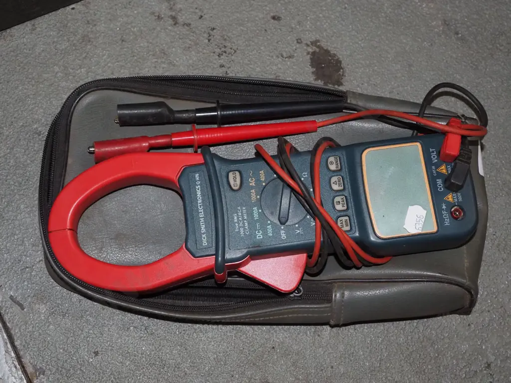 digital clamp meter Image 1++