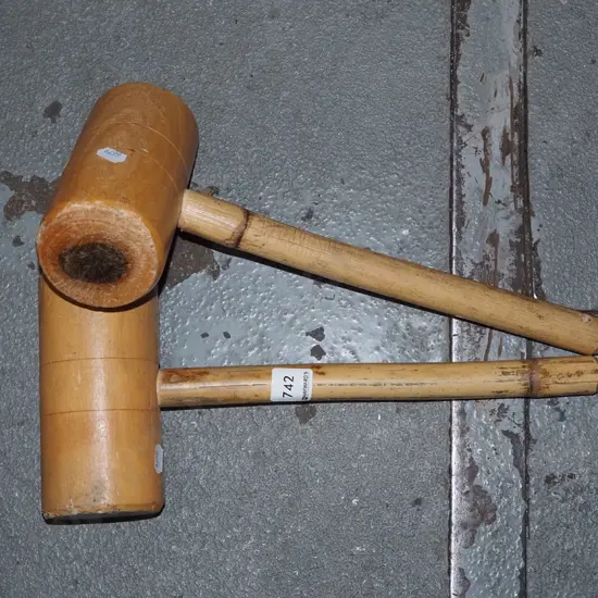 2x wooden mallets