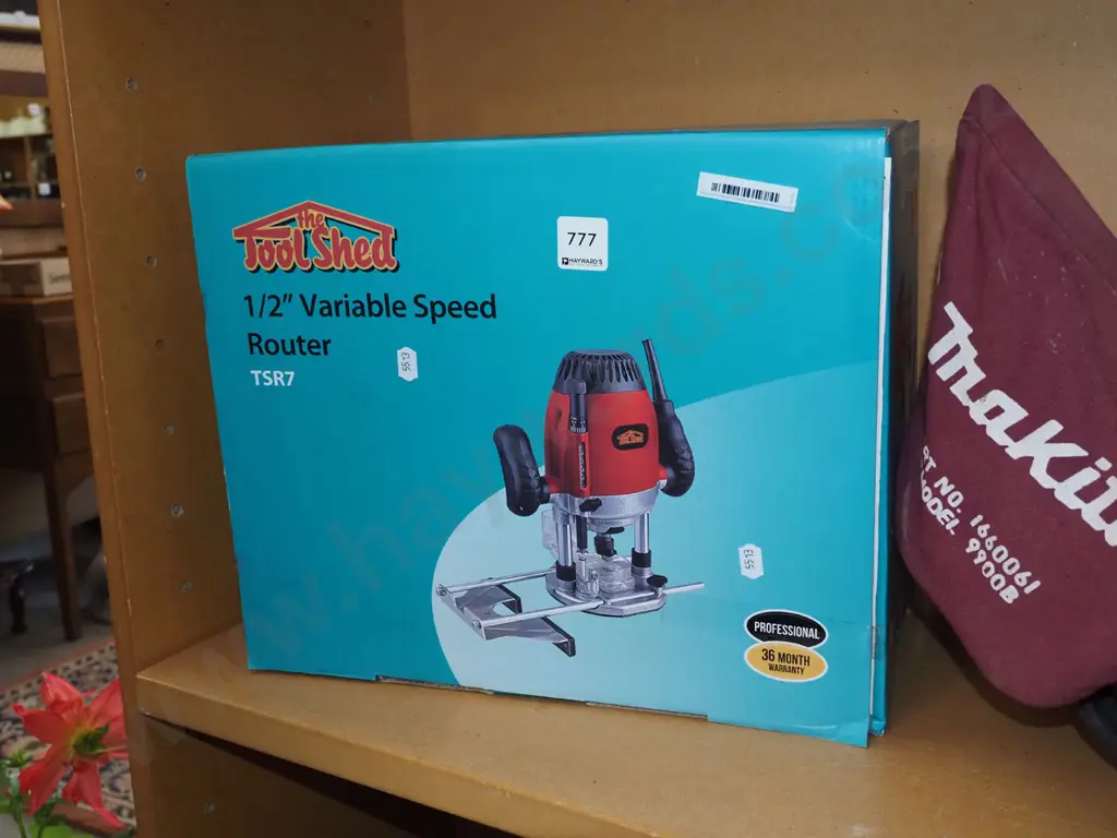 boxed as new Tool Shed variable speed router Image 1++