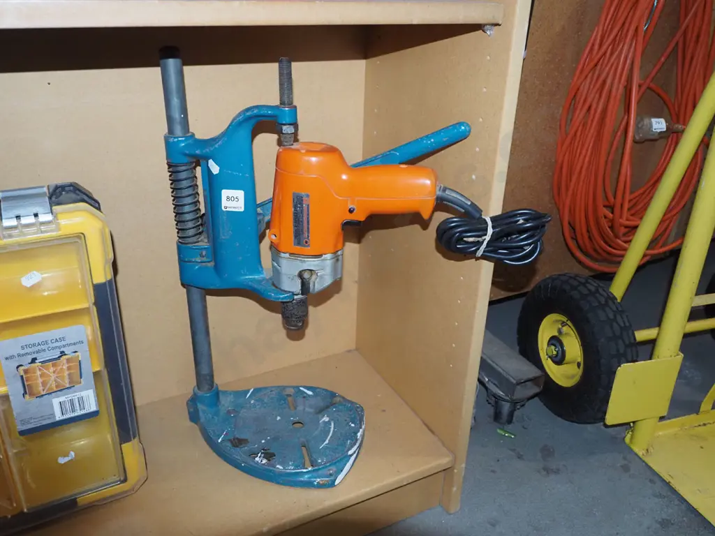 Black & Decker drill on drill press stand Image 1++