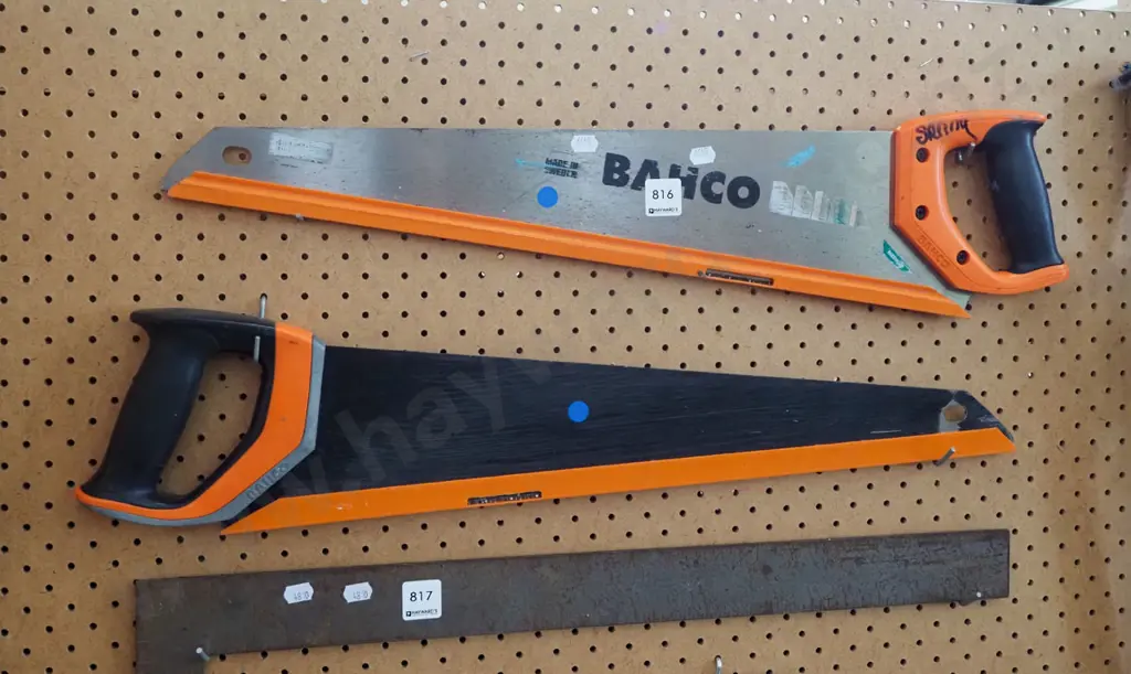pair of Bahco hand saws Image 1++