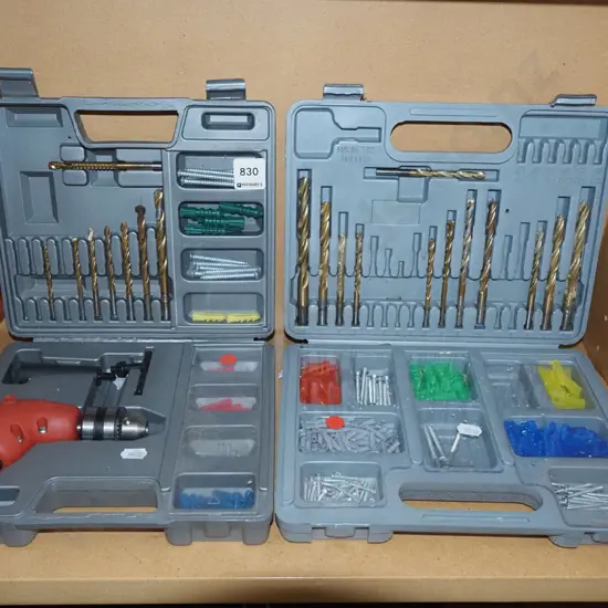 right angle drill set, set of drill bits, wall plugs