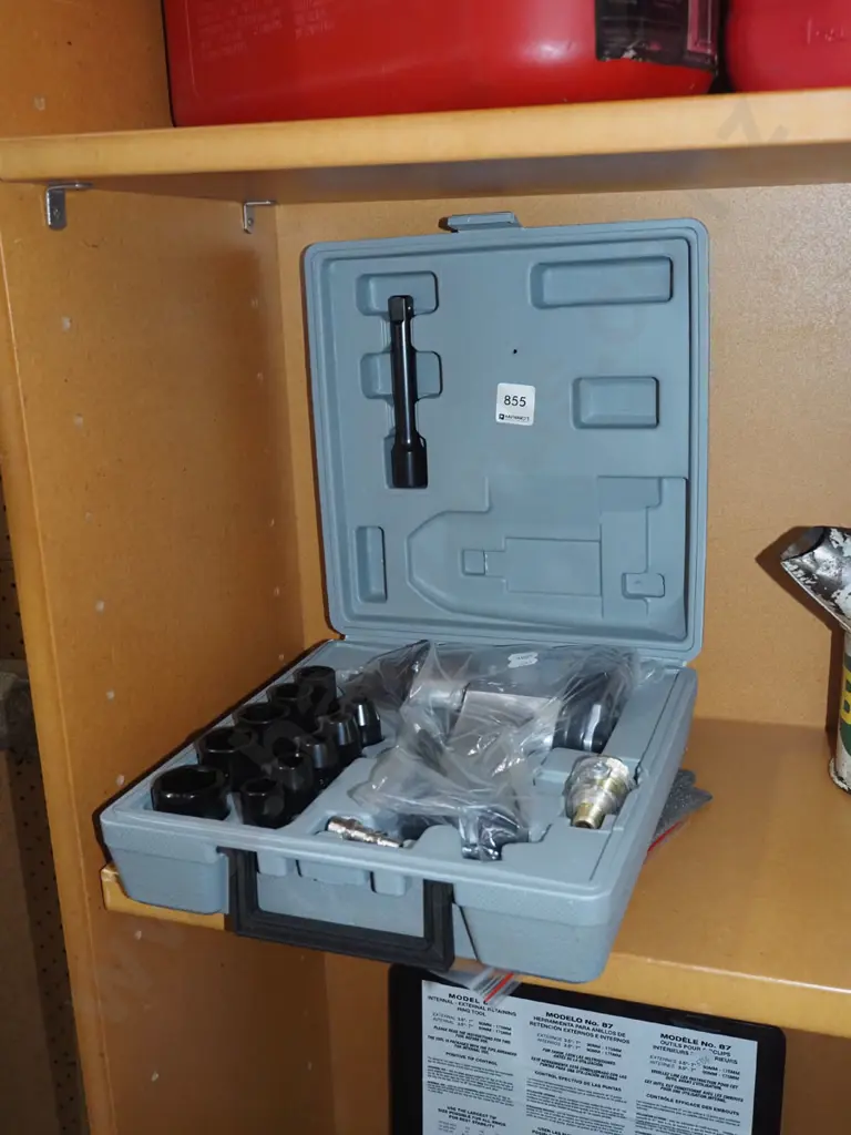 as new air powered rattle gun in case Image 1++