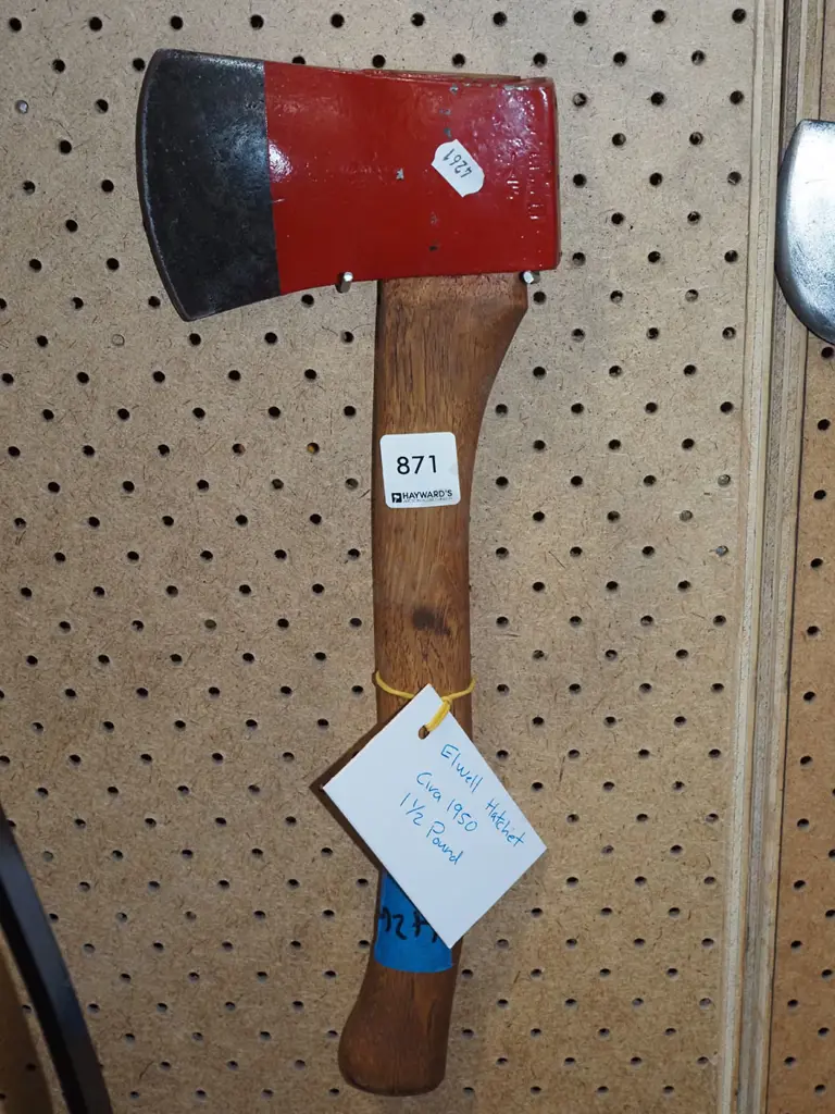 Elwell 1.5 lb hatchet circa 1950 Image 1++