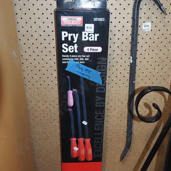 boxed pry bar set - missing largest bar