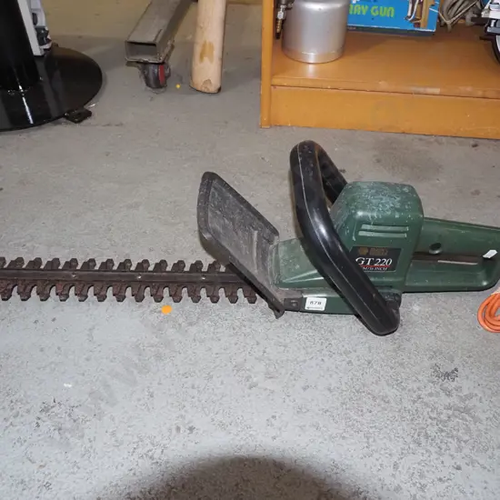 Black & Decker hedge trimmers