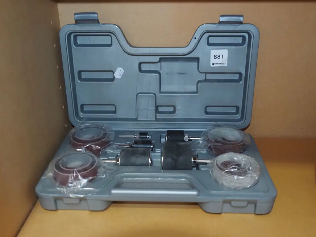 cased drum sanding set Image 1++