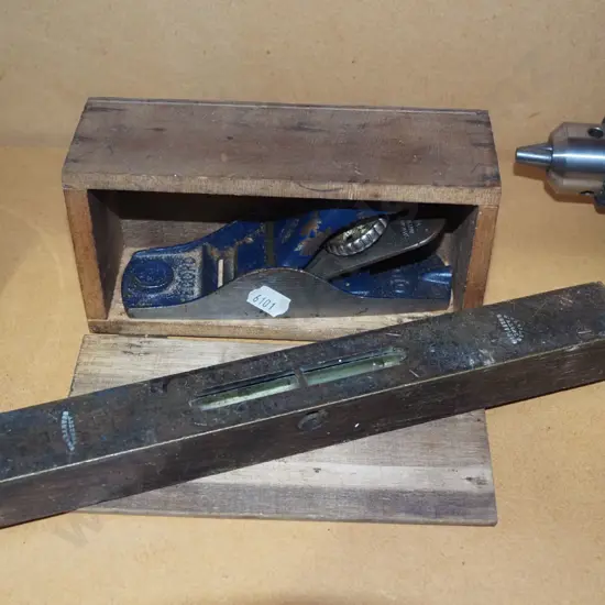 small block plane, vintage engineer's level