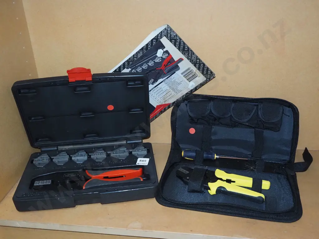 multi head crimp ratchet, ratcheting crimping pliers- red dots Image 1++