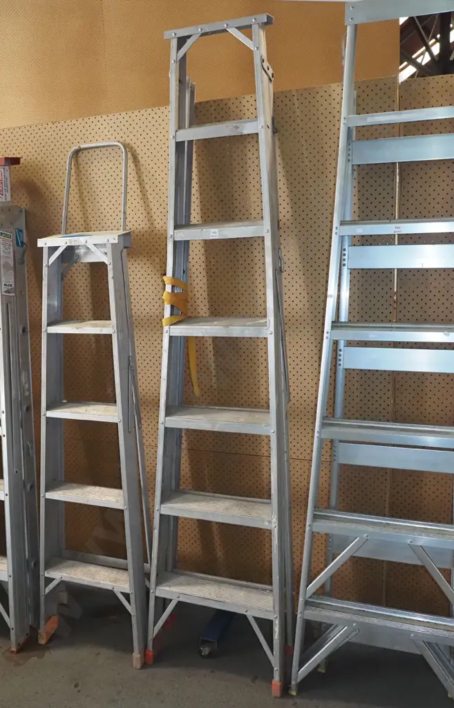 6 step aluminium ladder Image 1++