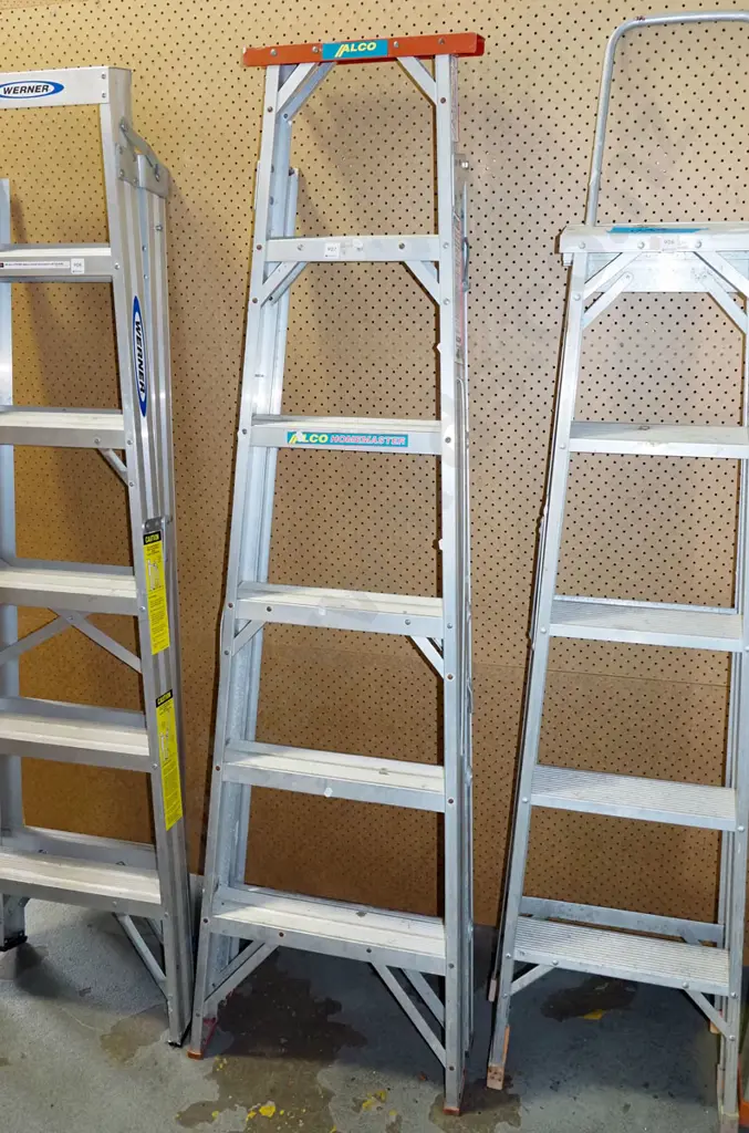 Alco Home Master 5 step aluminium ladder Image 1++